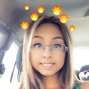 Meet your Posher, Rosa